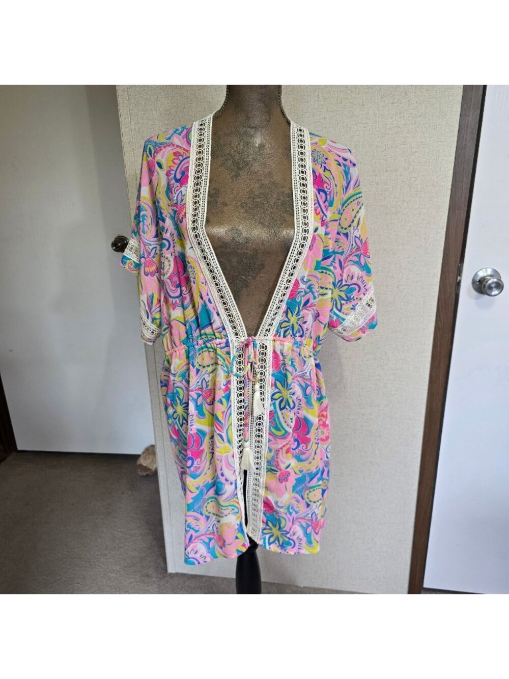 Small Kimono Swim Cover M/L Multicolor Paisley Floral Lace Trim Boho Colorful